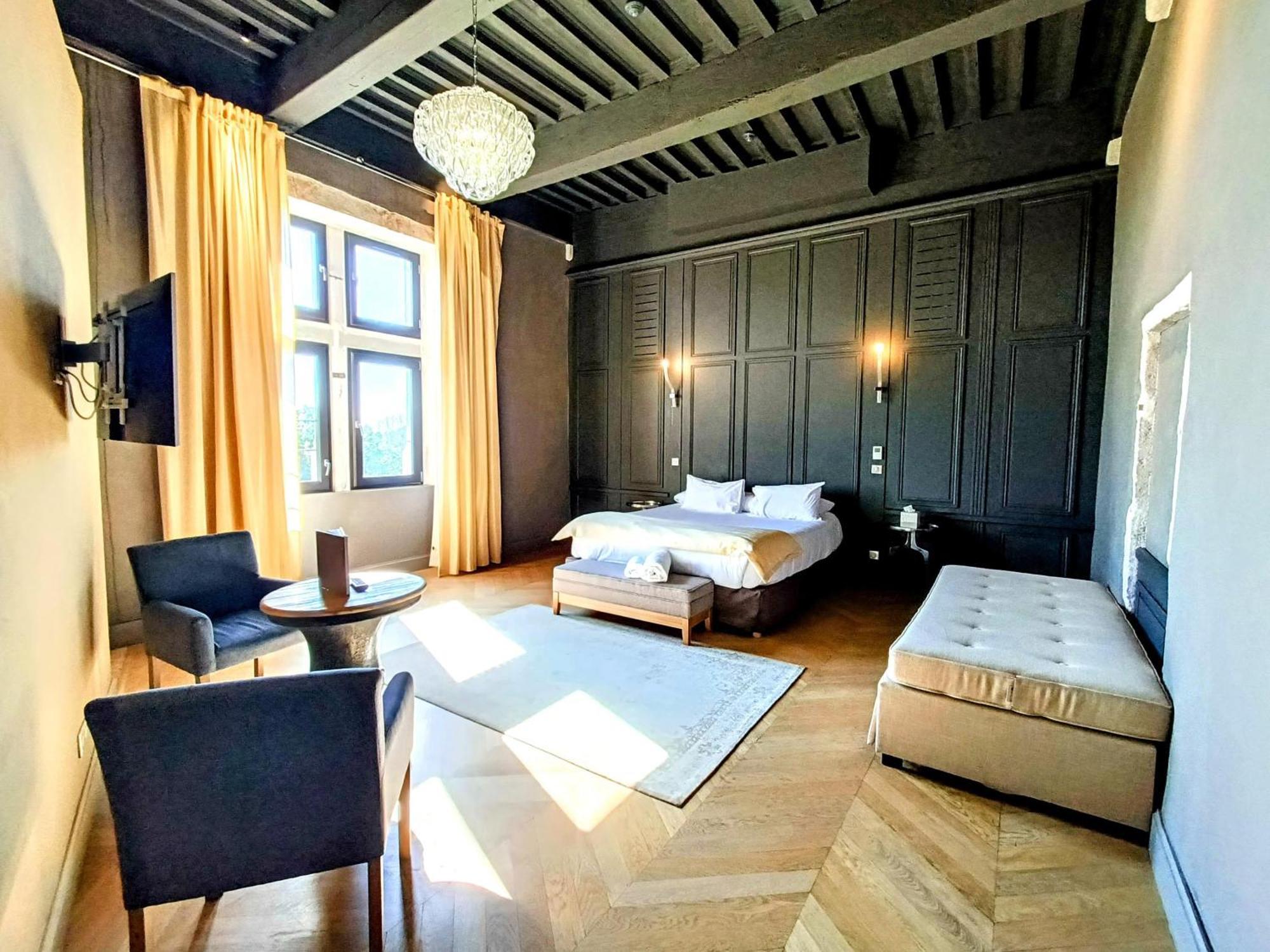 Les Chambres De La Renaissance Sainte-Julie Esterno foto
