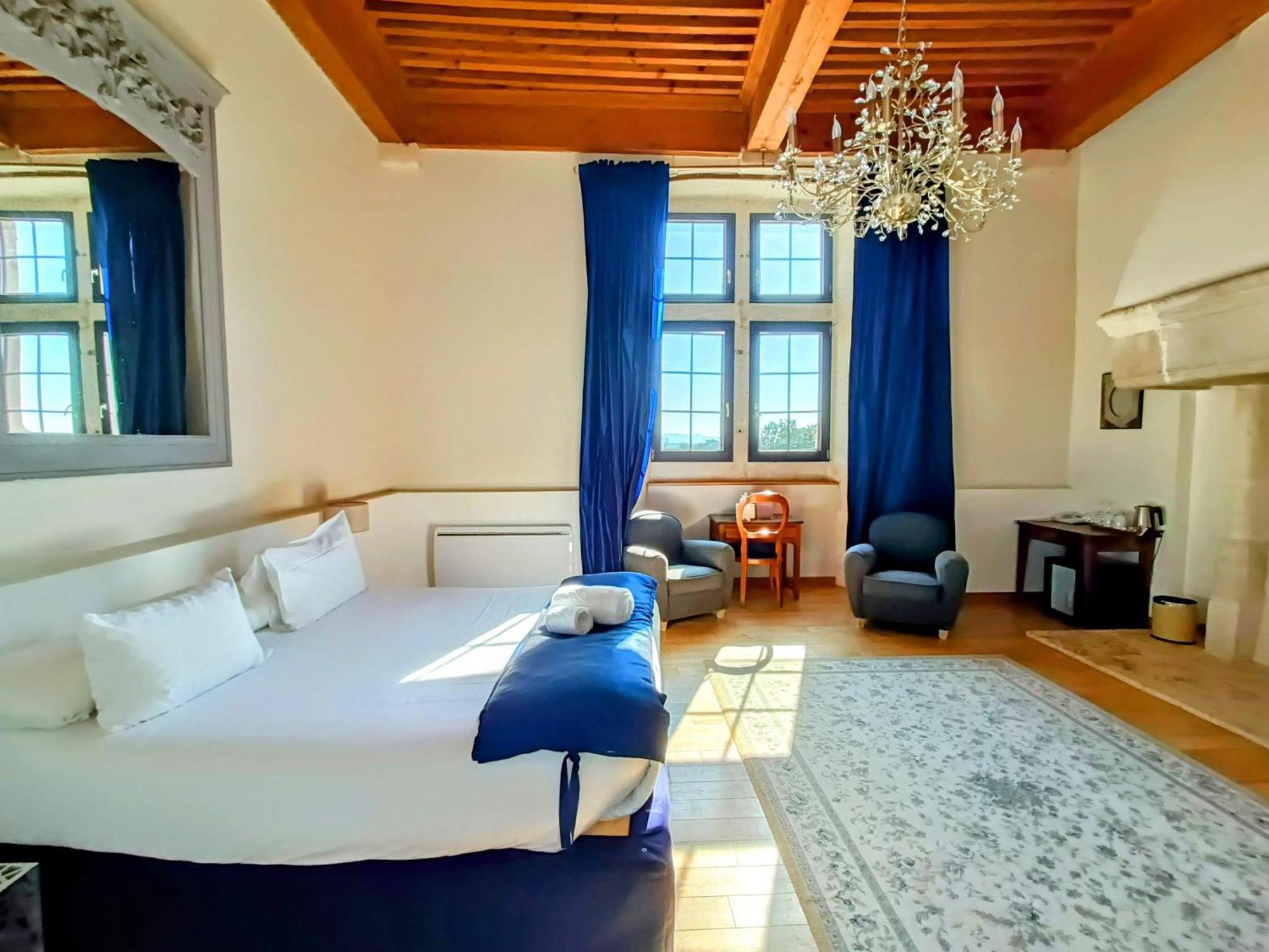 Les Chambres De La Renaissance Sainte-Julie Esterno foto