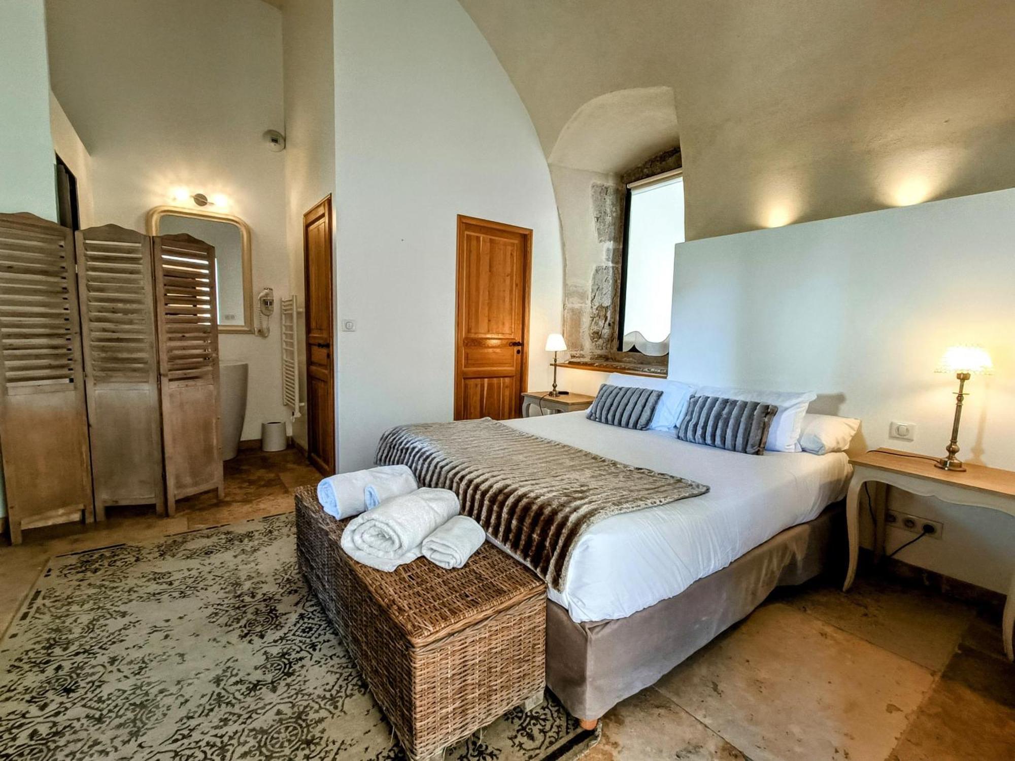 Les Chambres De La Renaissance Sainte-Julie Esterno foto