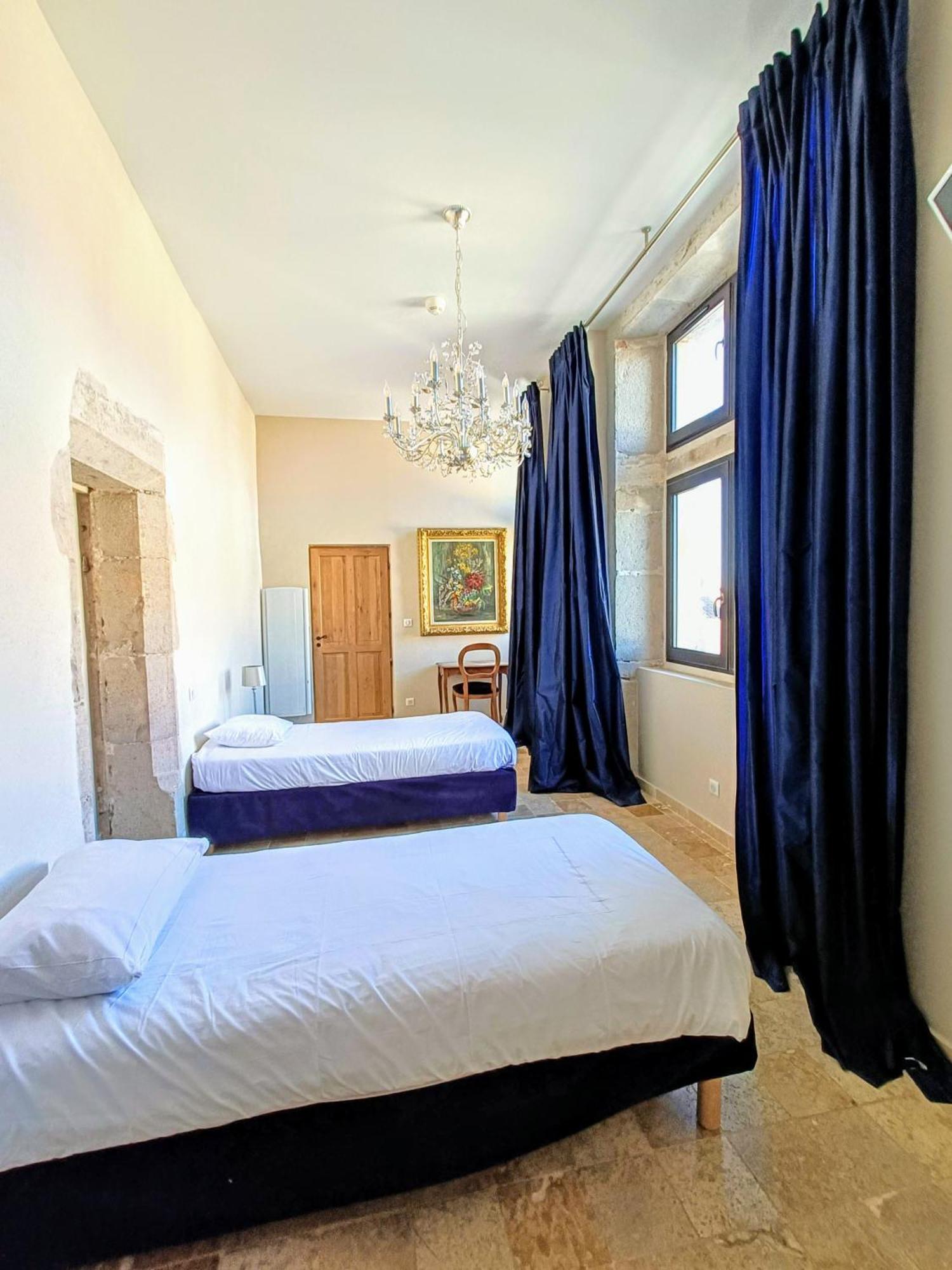 Les Chambres De La Renaissance Sainte-Julie Camera foto