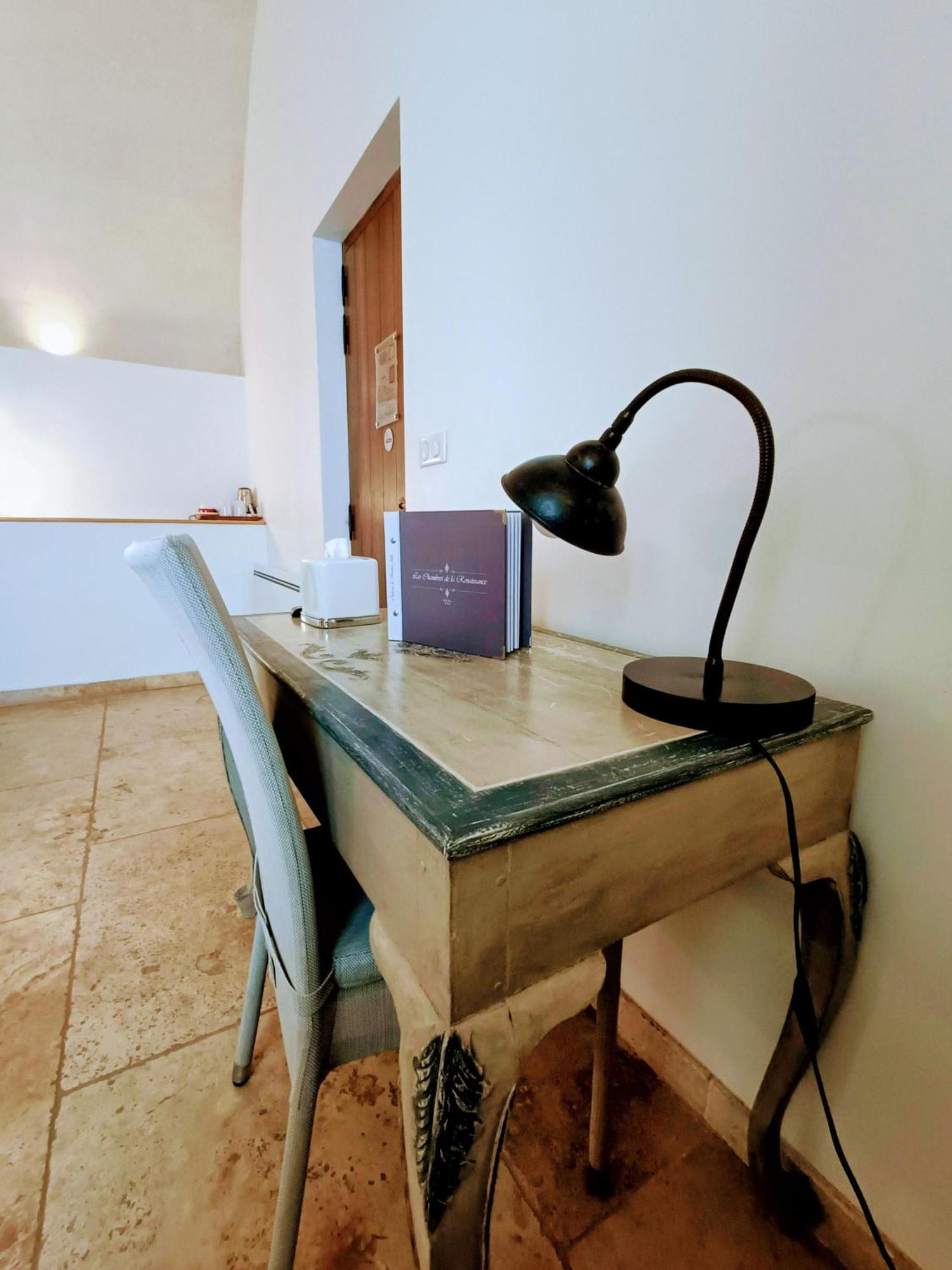 Les Chambres De La Renaissance Sainte-Julie Esterno foto