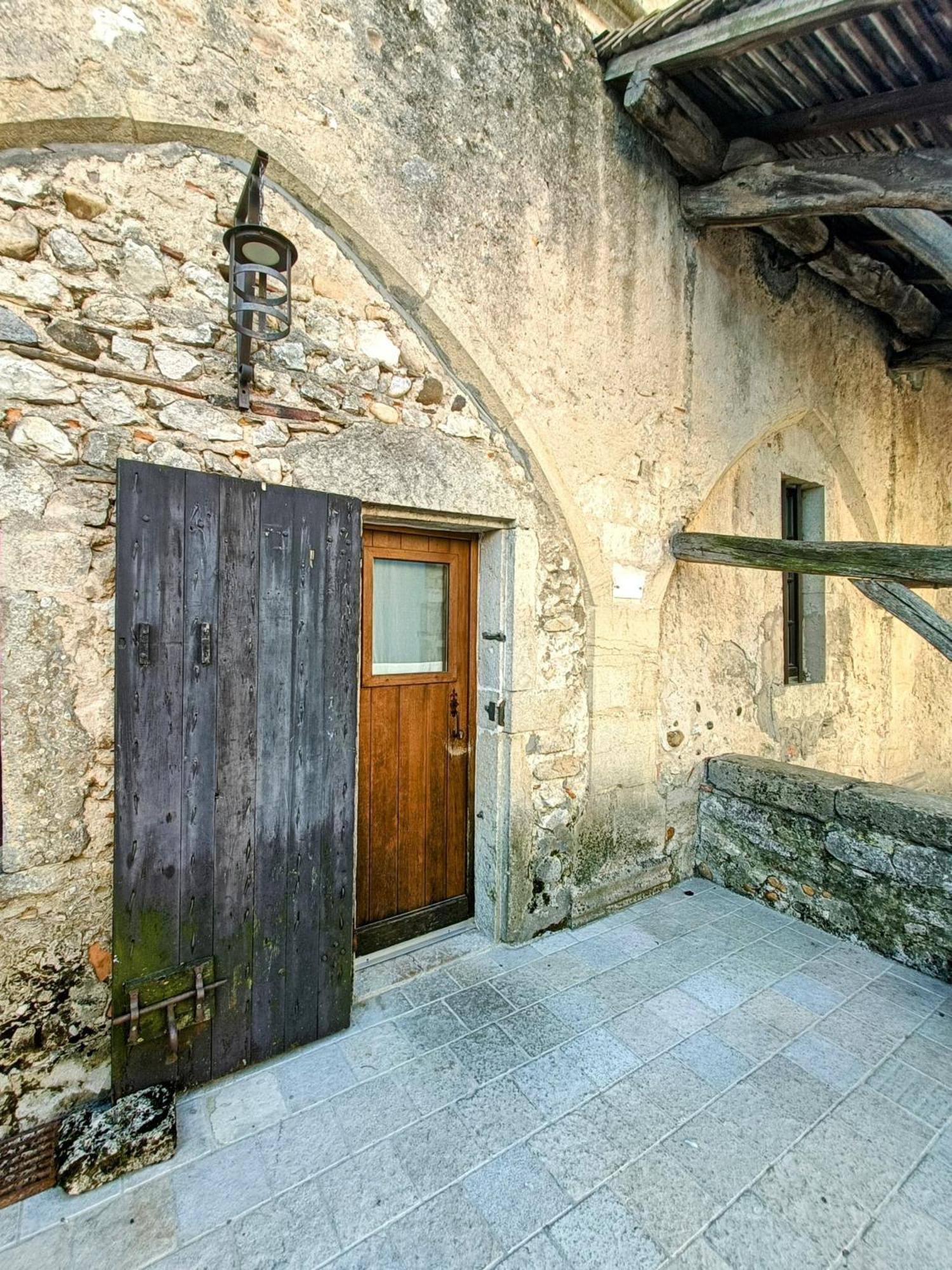 Les Chambres De La Renaissance Sainte-Julie Esterno foto